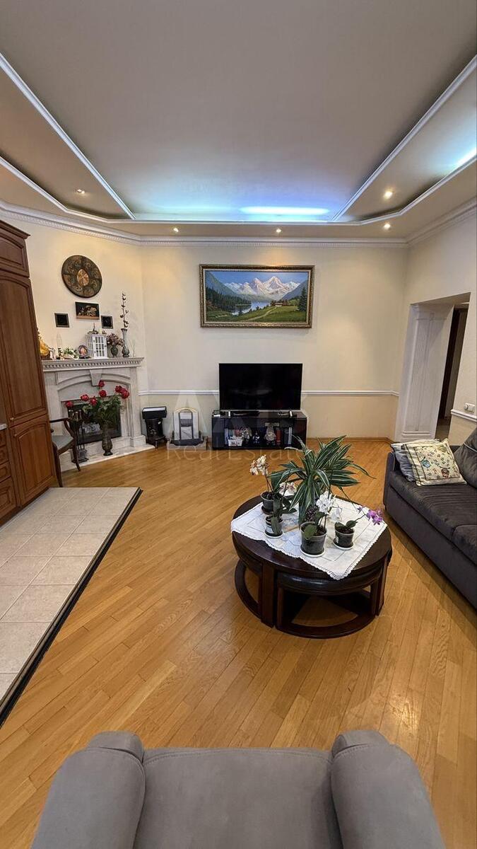 3k apartment vul. Bogomol'cja Akademika 7/14570012