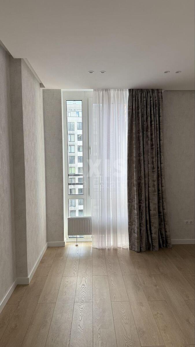 3k apartment nab. Dniprovs'ka 18606643