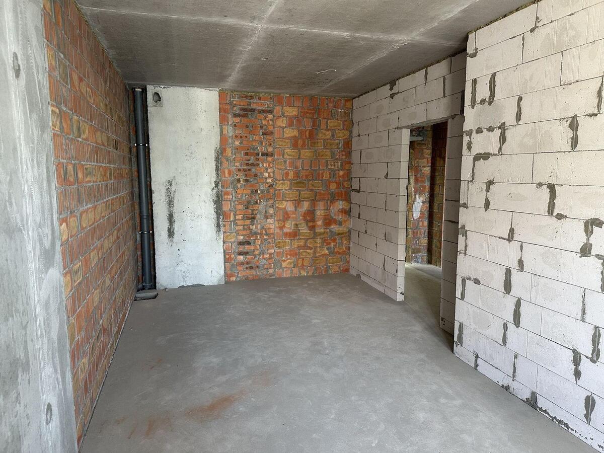 2k apartment nab. Dniprovs'ka 17В3