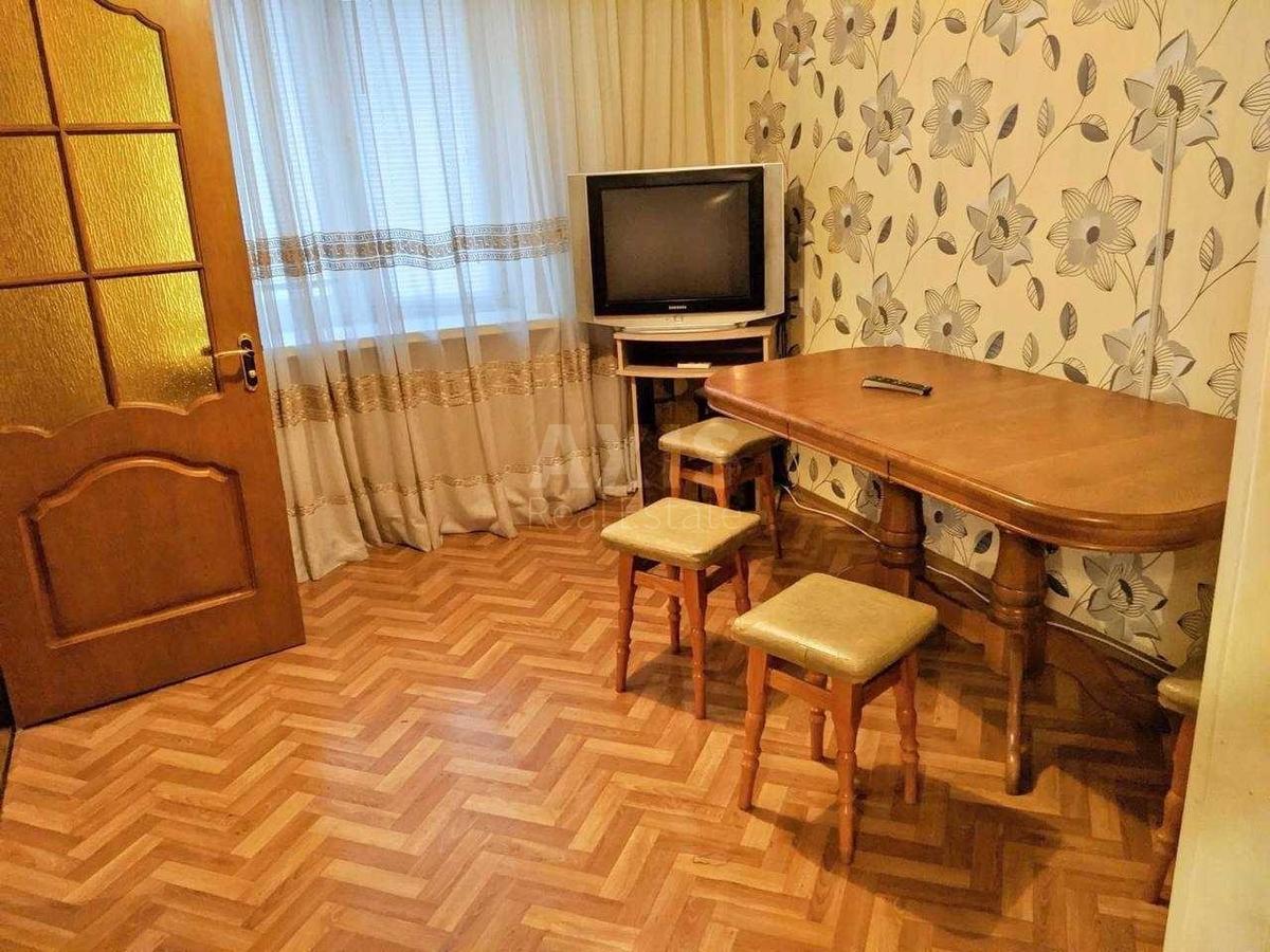 3к квартира пр-т Оболонский 161