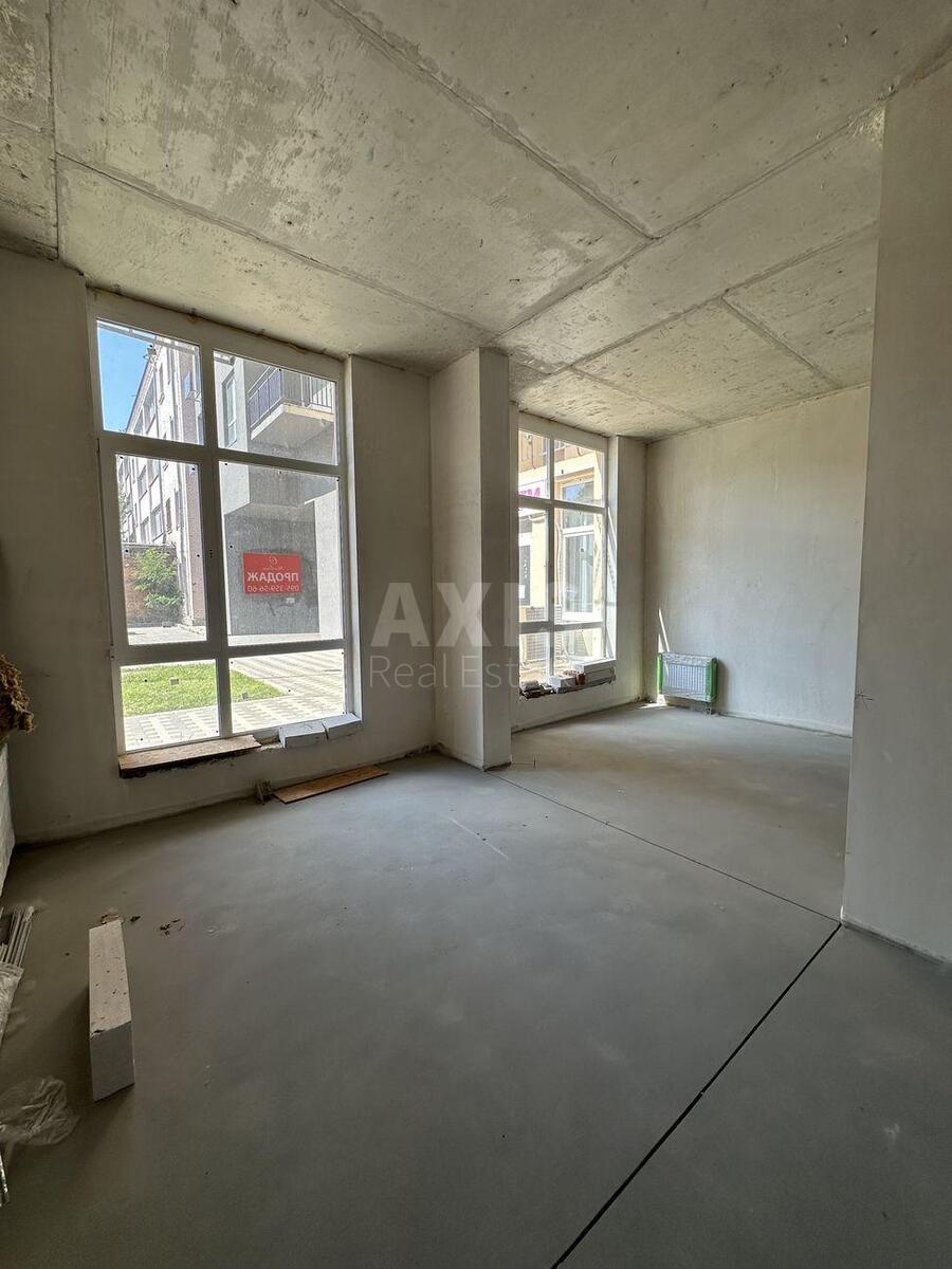 Trade object vul. Metrologichna 32, 77m2609878