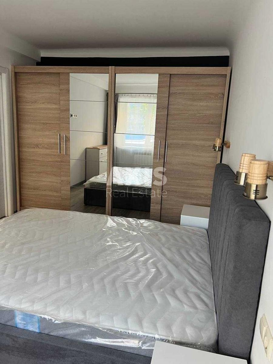 2k apartment uzv. Klovs'kyj 124160214