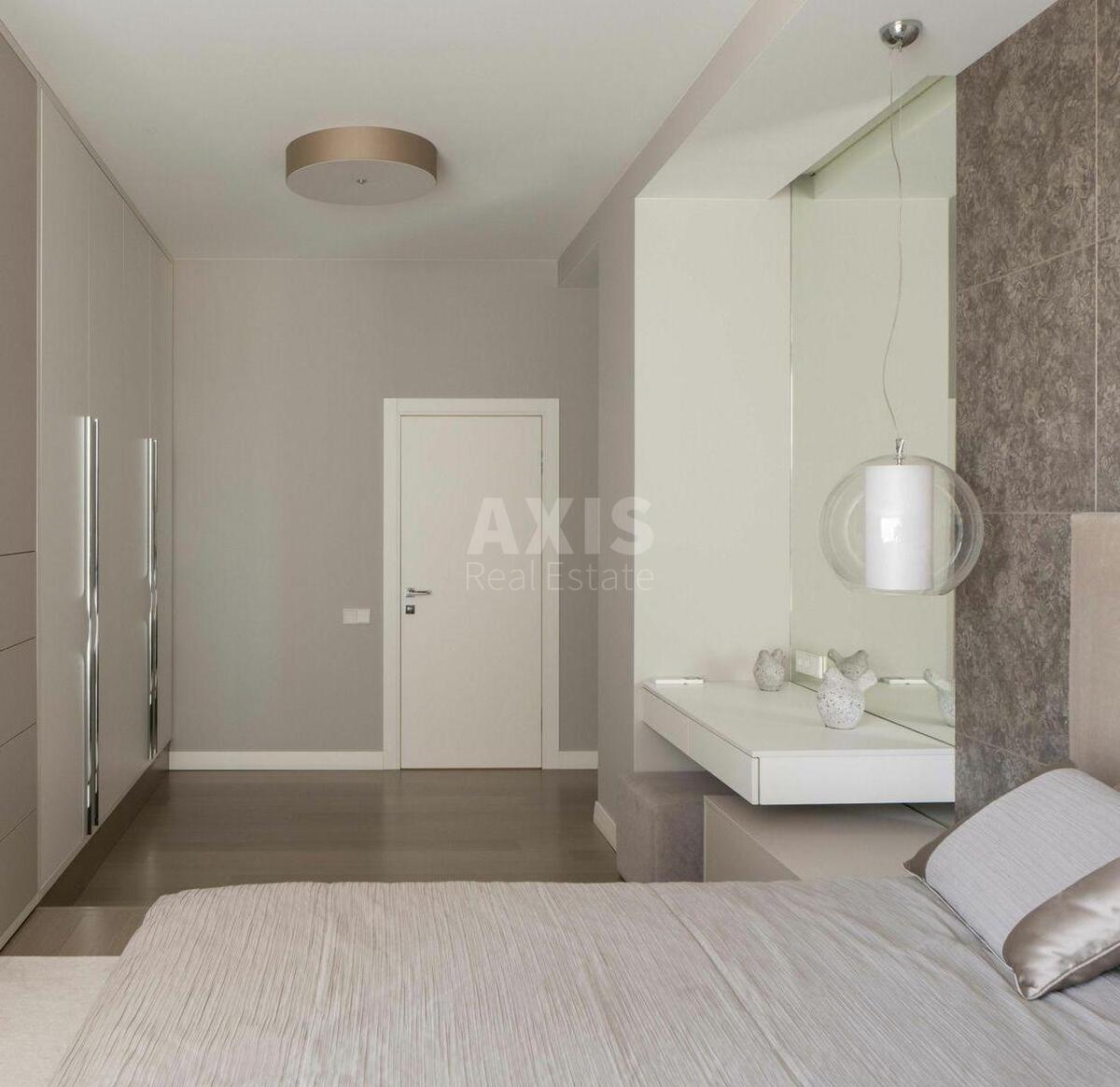 4k apartment vul. Zvirynec'ka 591