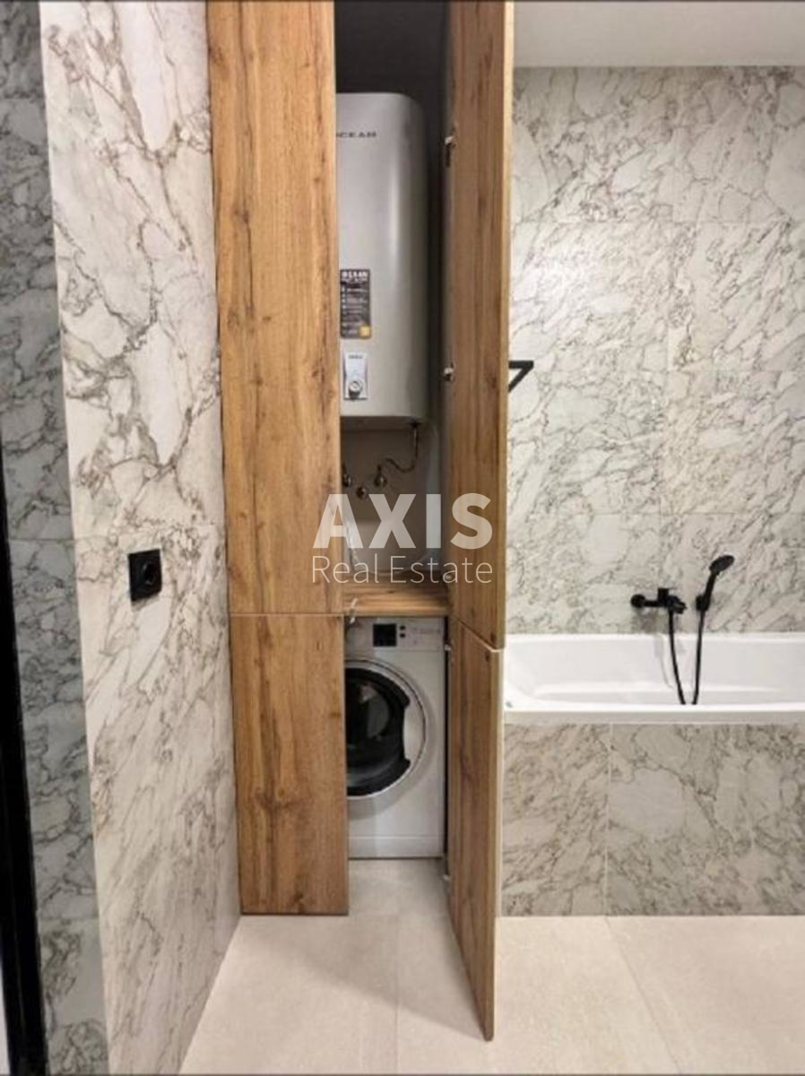 2k apartment vul. Dragomyrova Myhajla 14а6