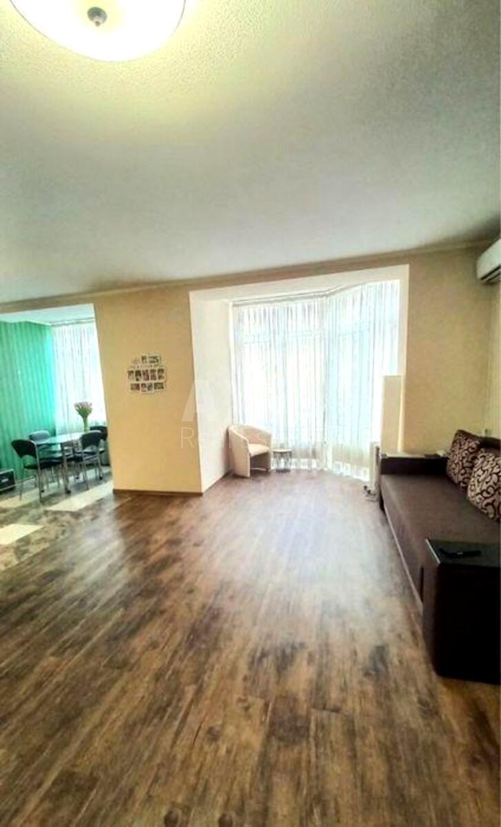 3k apartment vul. Yulia Zdanovska 52/3614631