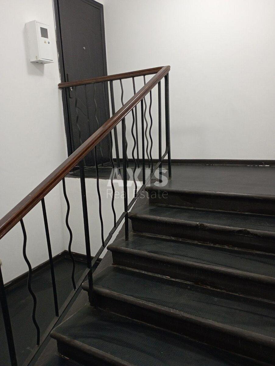 Office tupyk Tvers'kyj 7, 50m28