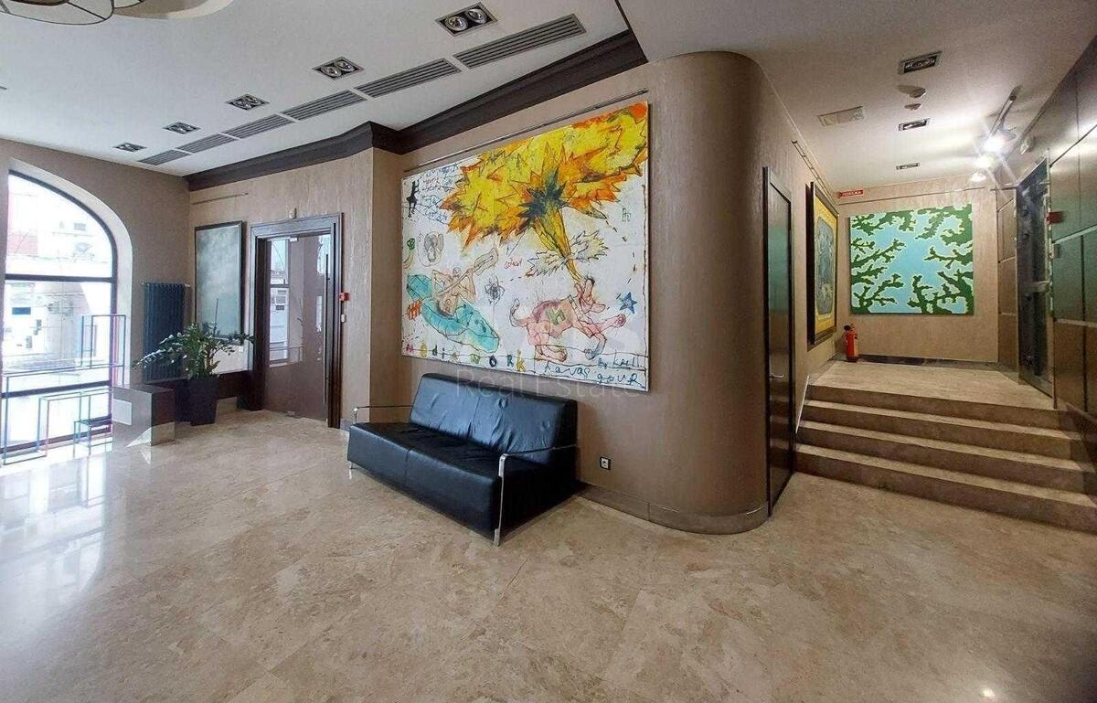 Office vul. Vozdvyzhens'ka 41, 137m2568197