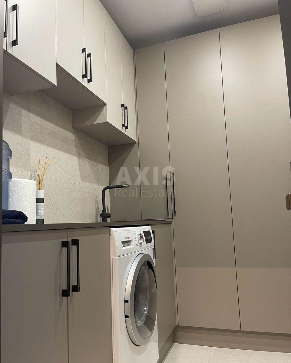 4k apartment vul. Instytuts'ka 1811