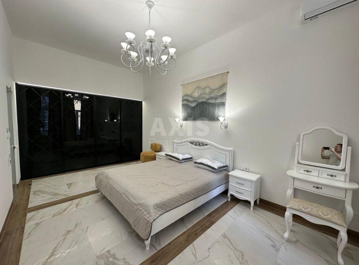 2k apartment vul. Rejtars'ka 31/160