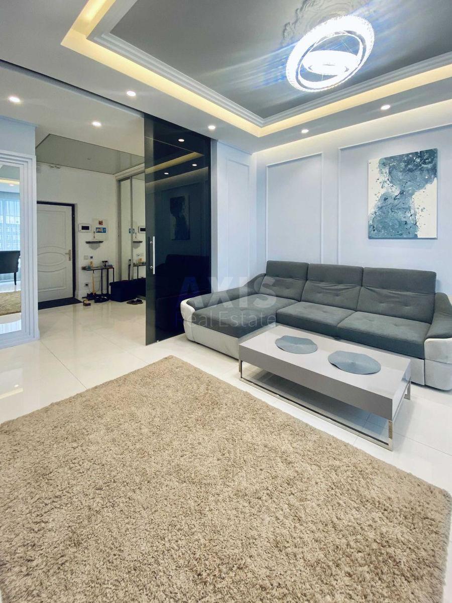 2k apartment vul. Barbjusa Anri 73/11