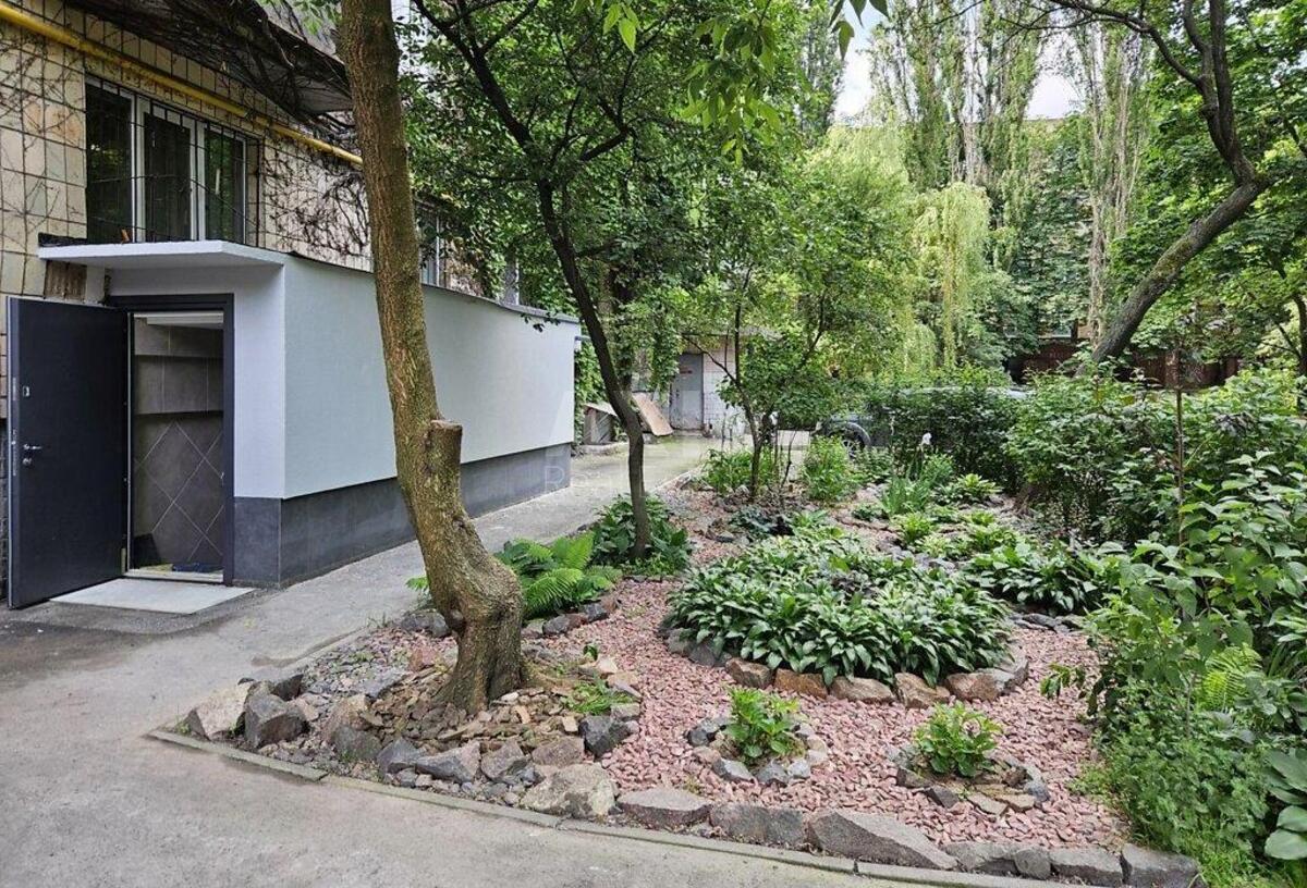 Office vul. Kurs'ka 11, 55m2