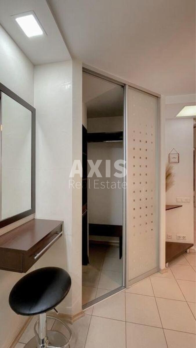 2k apartment bul. Lesi Ukrai'nky 191