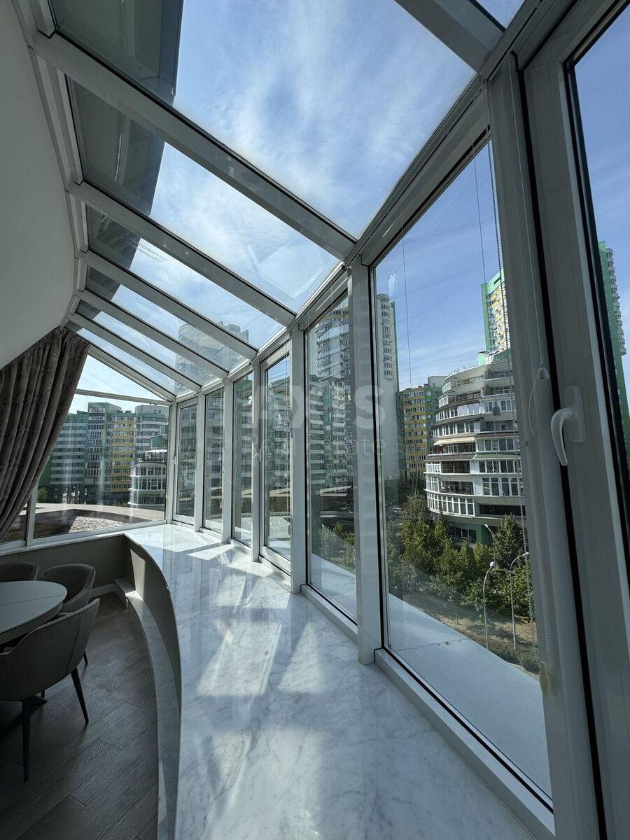 3k apartment vul. Vyshgorods'ka 4516