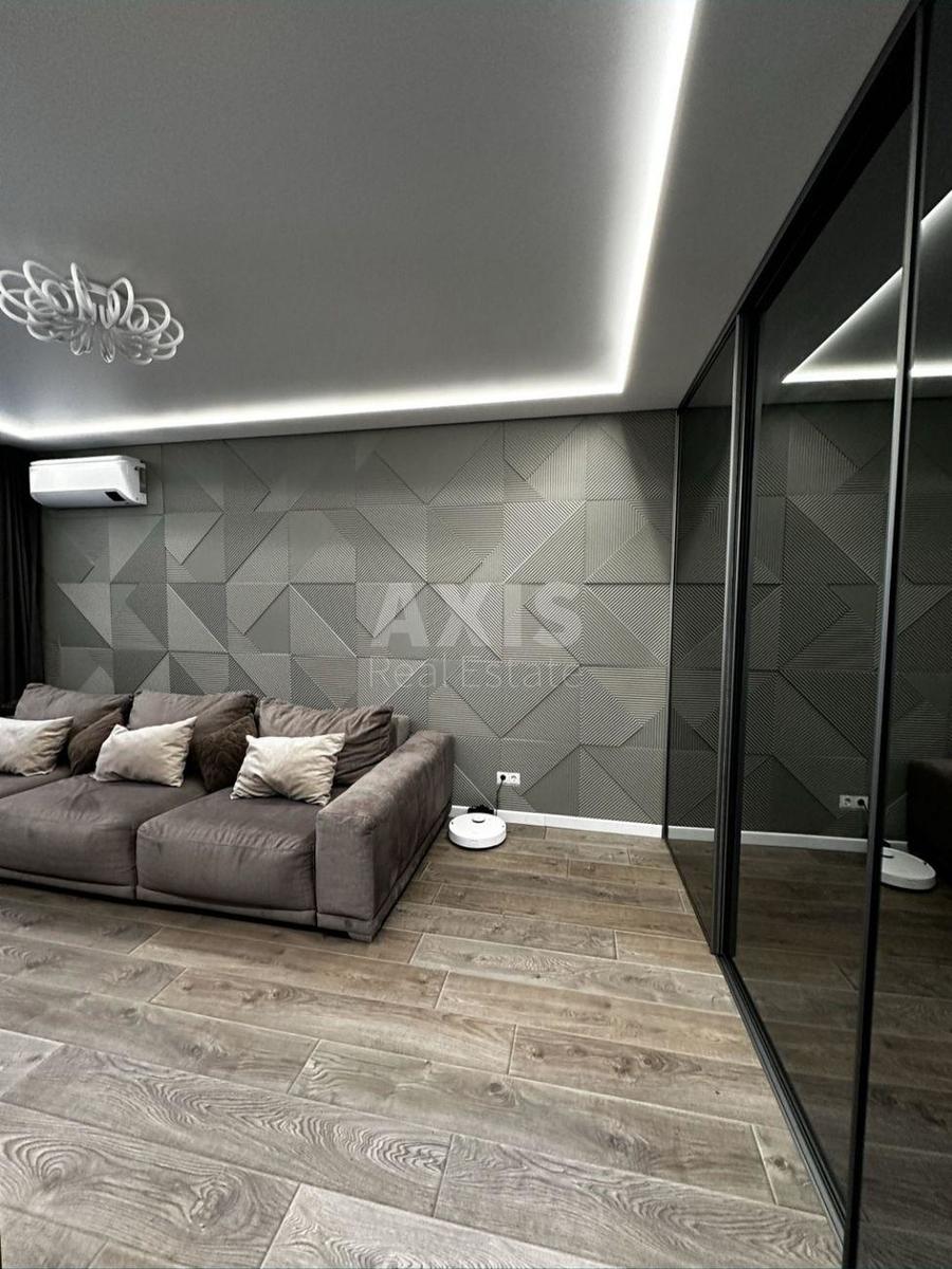 3k apartment vul. Ahmatovoi' Anny 431