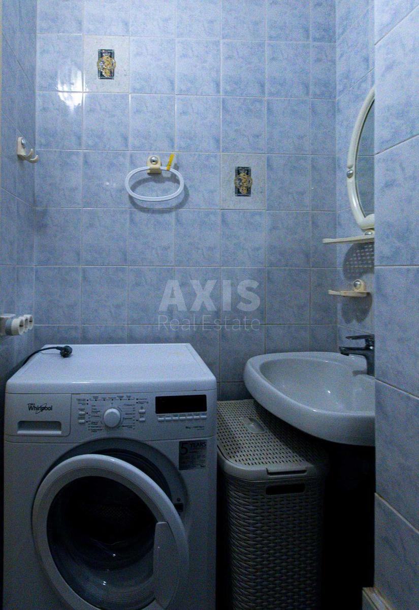 3k apartment vul. Verhovyncja Vasylja 109