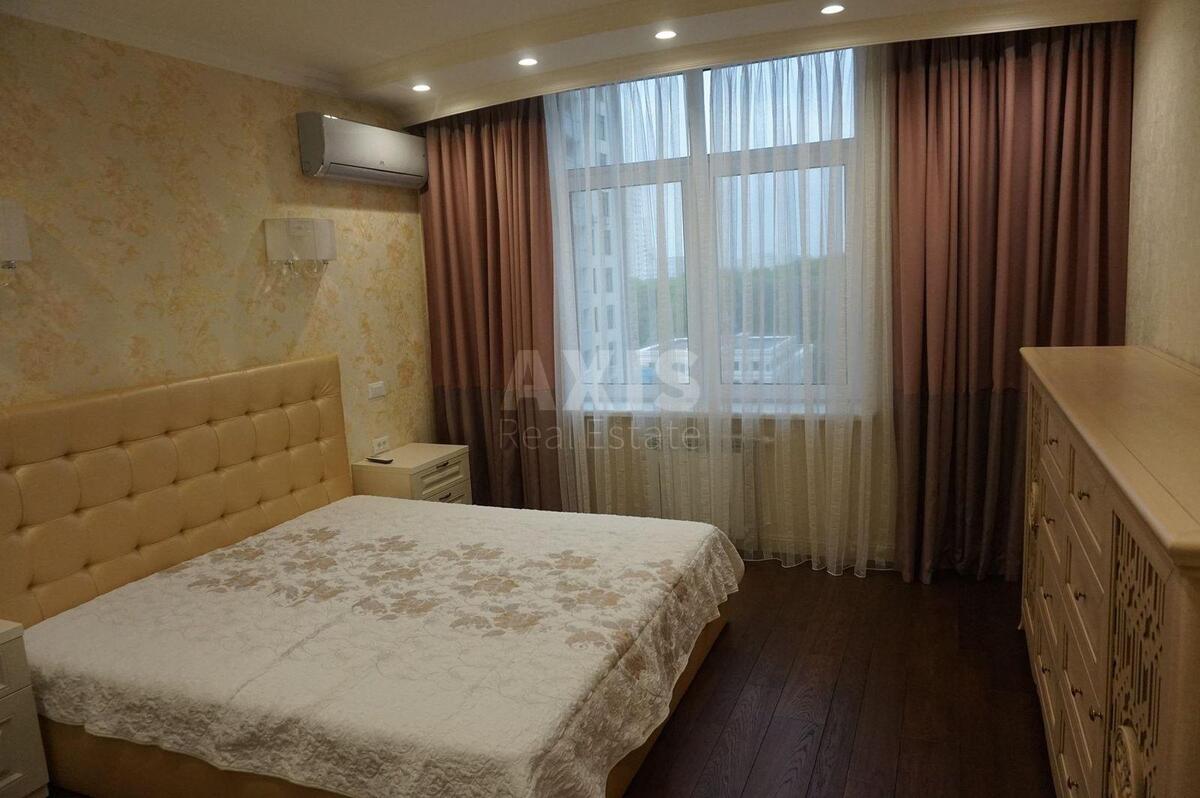 2к квартира ул. Сикорского Игоря Авиаконструктора 4Г580556