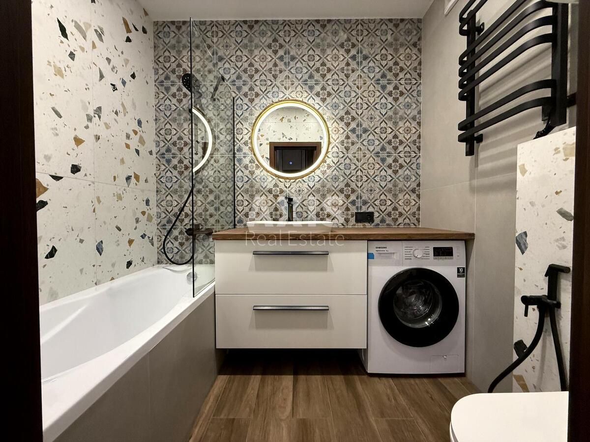 2k apartment vul. Rodyny Kistjakivs'kyh 10610304