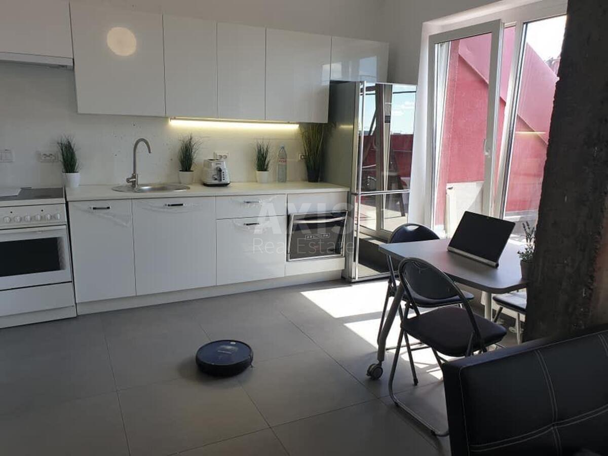 5k apartment pr-t Sobornosti 17573890
