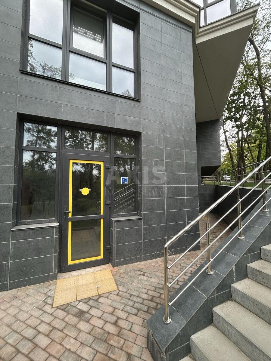 Trade object vul. Zhyvopysna 3, 126m20