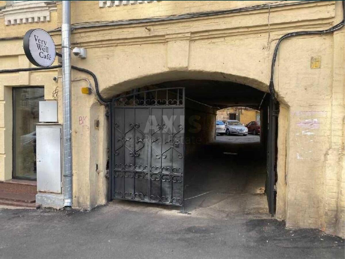 Объект питания ул. Малая Житомирская 3/4, 500м28