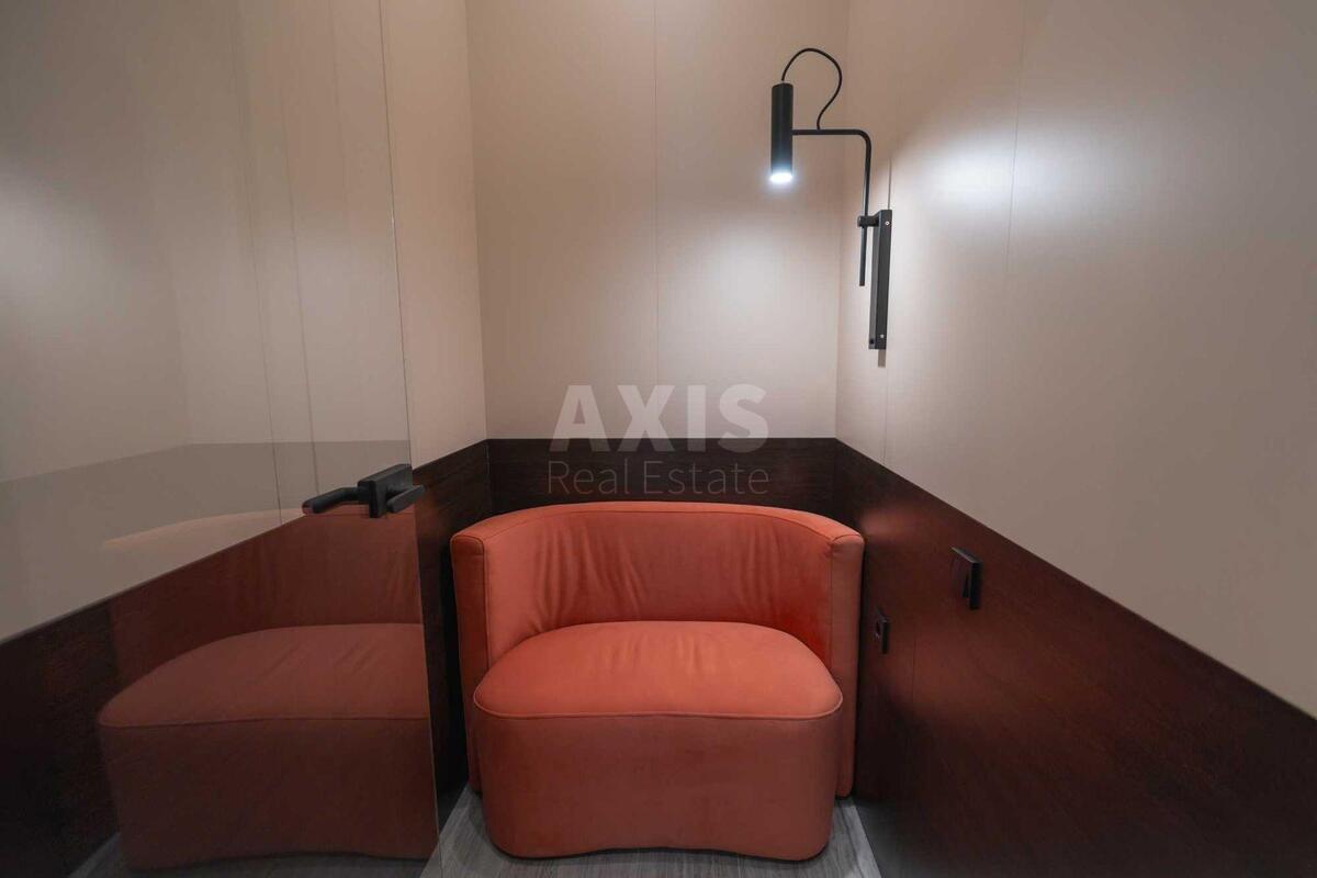 Office vul. Antonovycha 9, 125m2634059