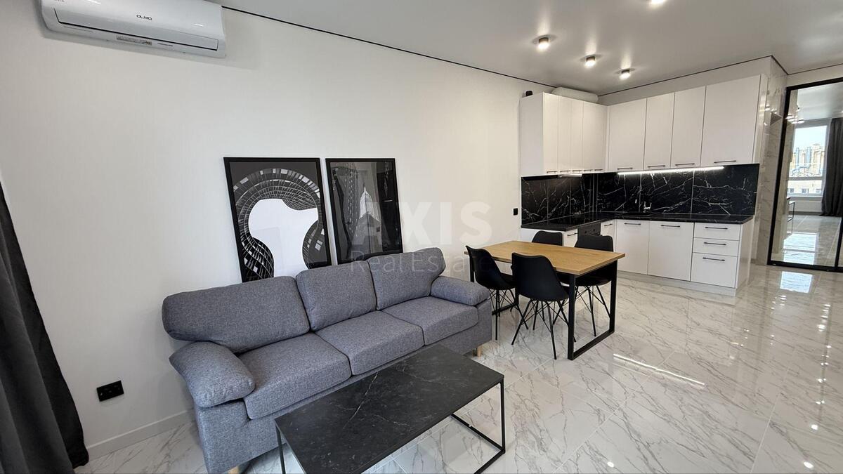 1k apartment vul. Vasylivs'ka 10