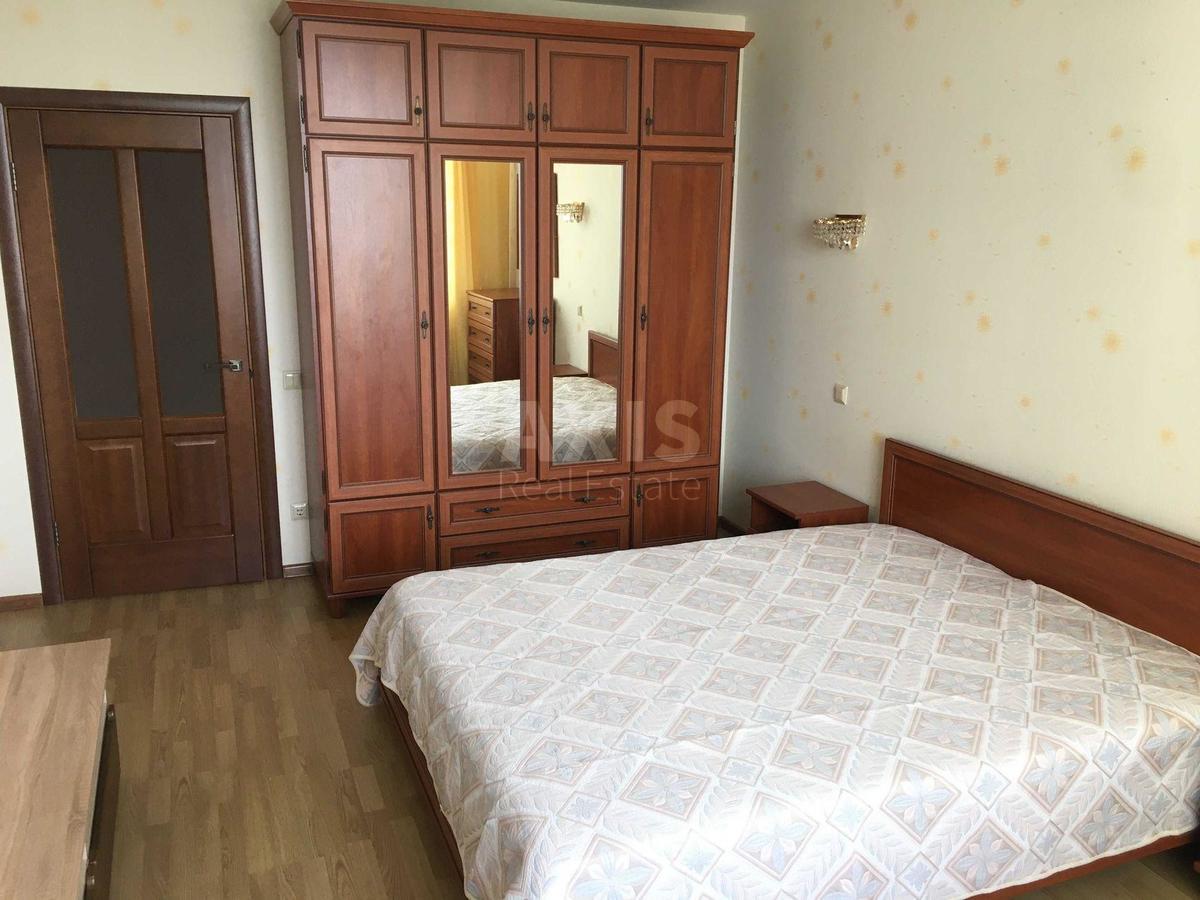 2k apartment vul. Lobanovs'kogo 4Г5
