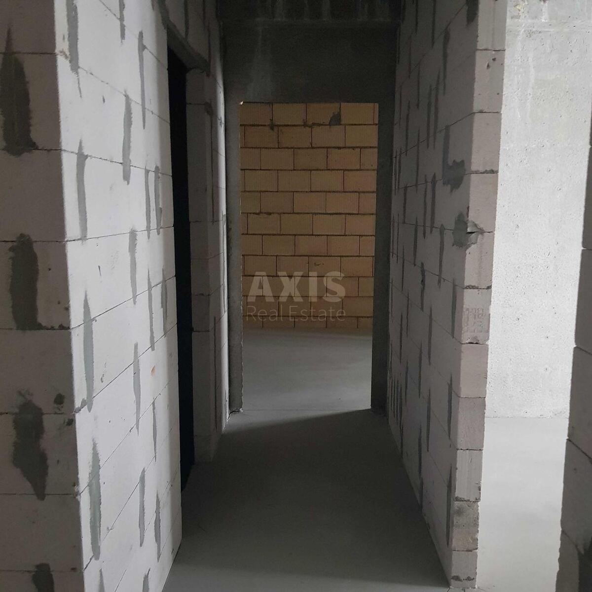 2k apartment vul. Myhajla Maksymovycha 245