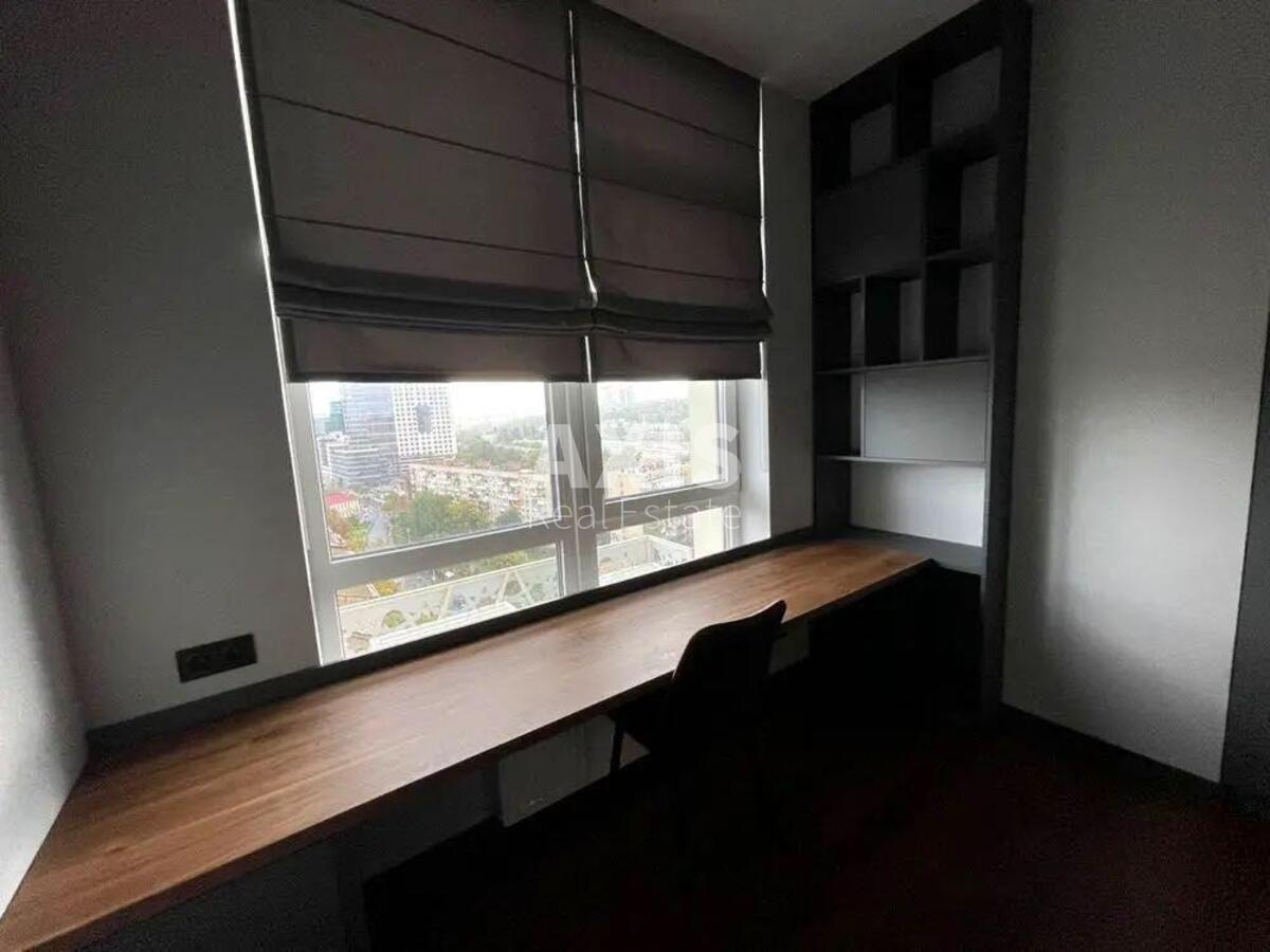 3k apartment vul. Zhyljans'ka 686305411