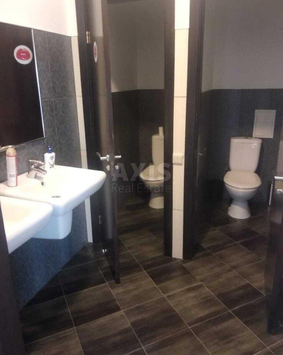 Office vul. Shhekavyc'ka 30/39, 218m29