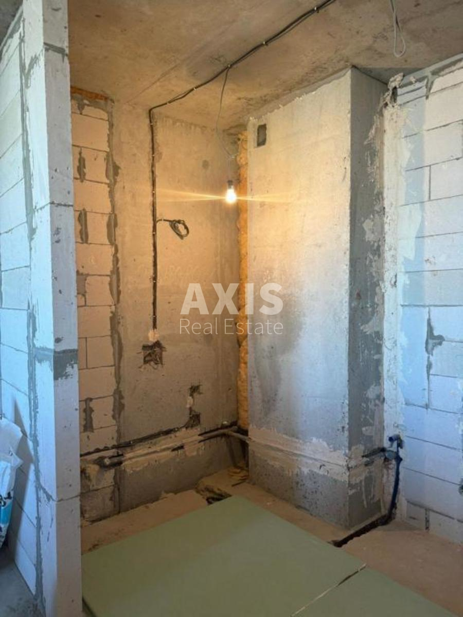 1k apartment vul. Obuhivs'ka 1370