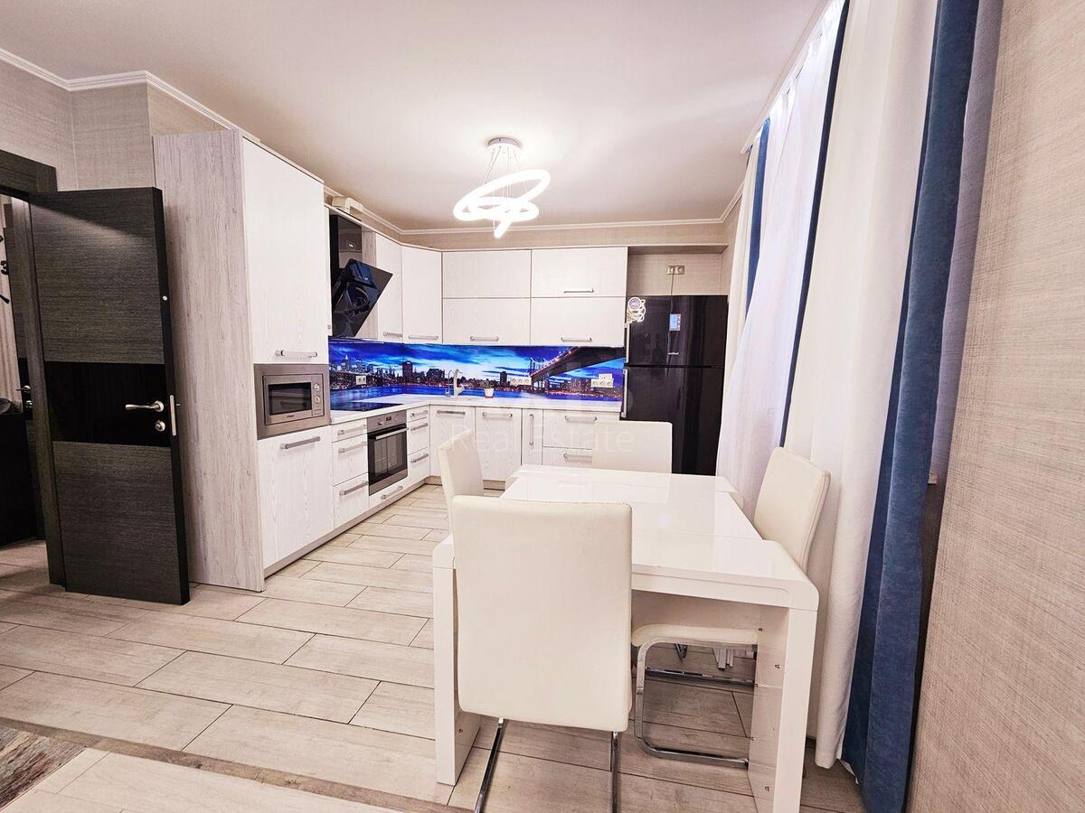 3к квартира ул. Елены Пчилки 80