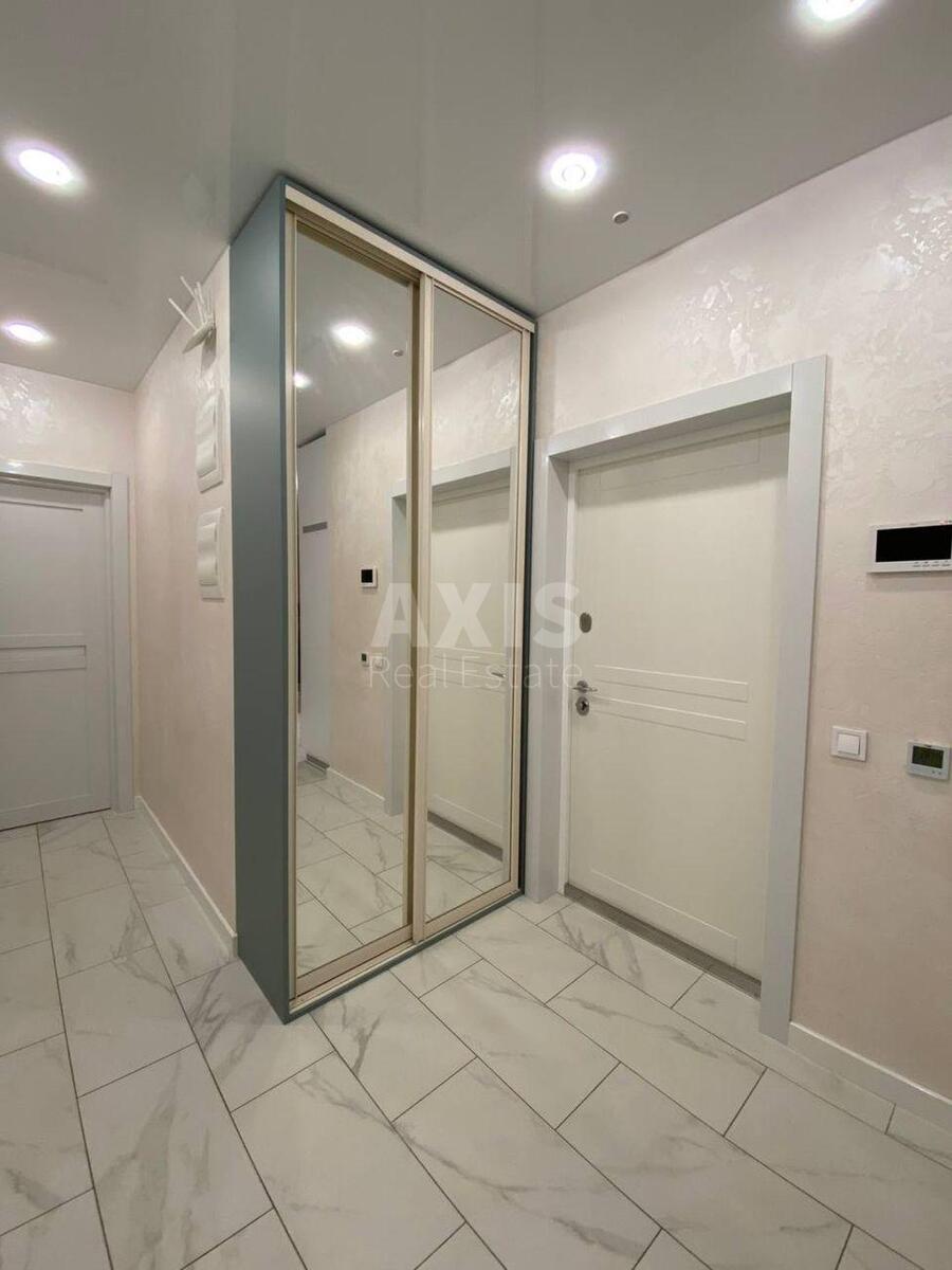 1k apartment pr-t Sobornosti 176372419