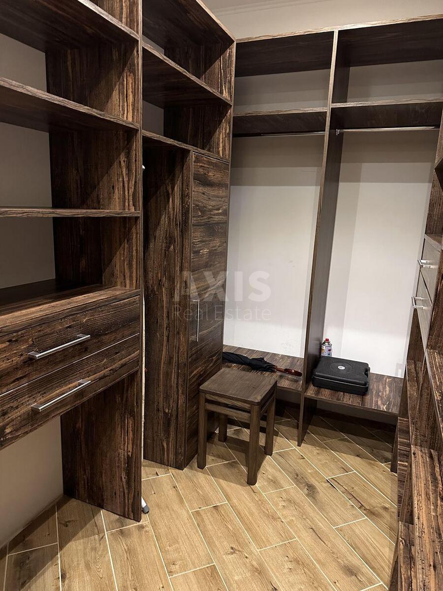 2k apartment vul. Solom'jans'ka 20В2