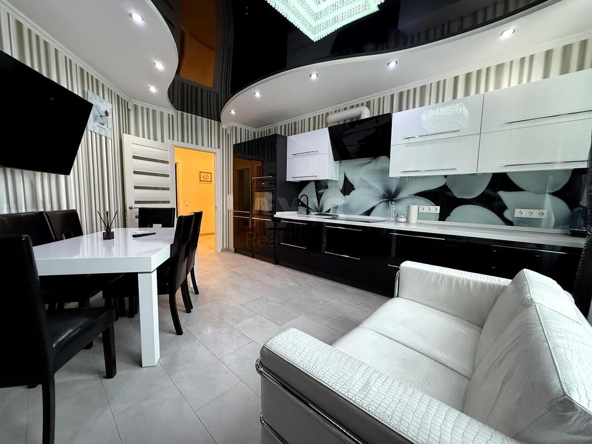 3k apartment pr-t Lobanovs'kogo 15063787