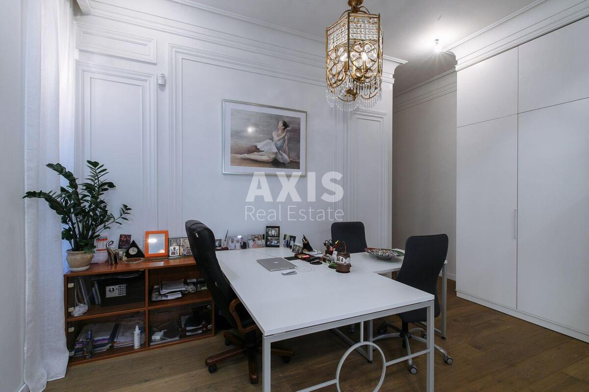 Office vul. Rustaveli Shota 30Б, 180m2500411