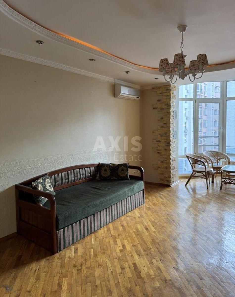 2k apartment vul. Yulia Zdanovska 46/13