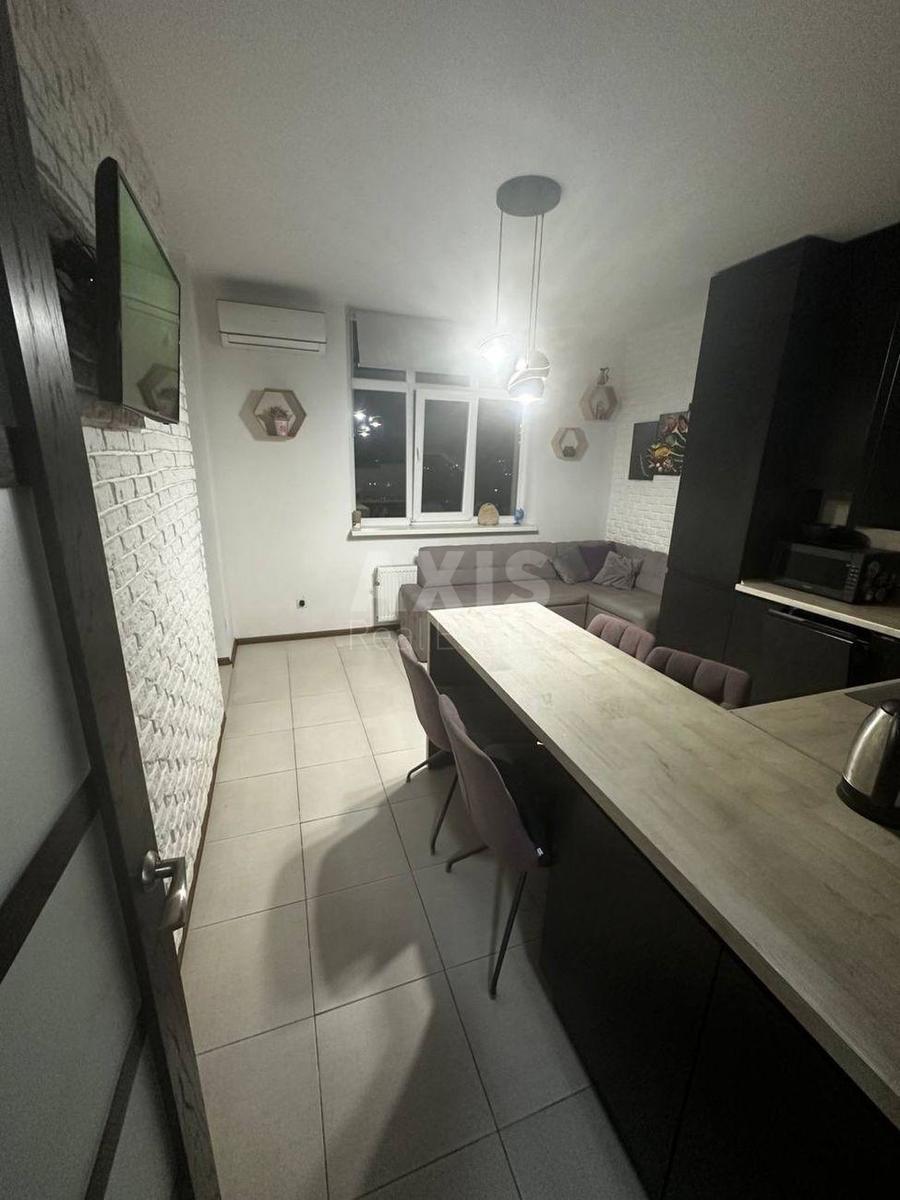 2k apartment vul. Petra Kalnyshevs'kogo 6
