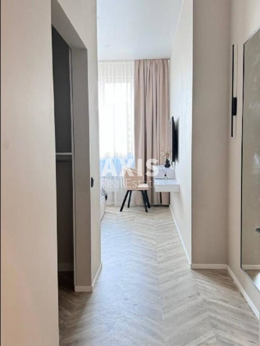 2k apartment vul. Dragomyrova Myhajla 14а4