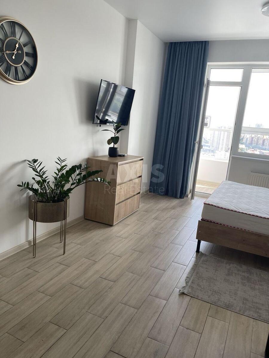 1k apartment pr-t Berestejskij 5Б615861