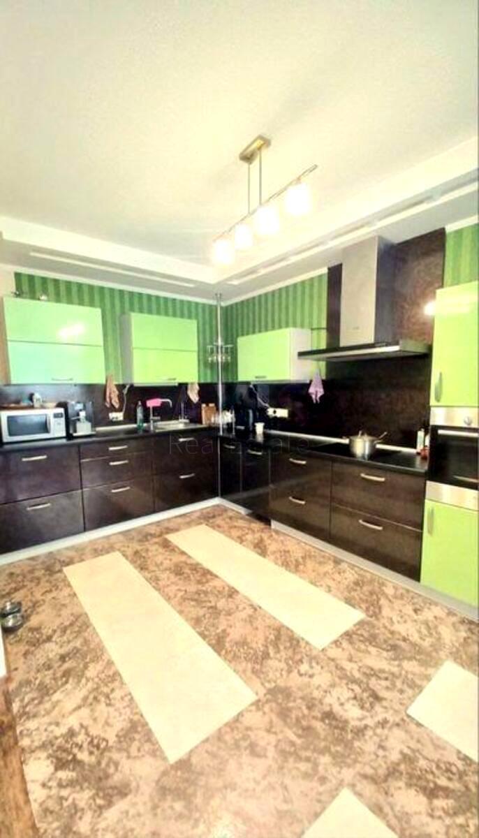 3k apartment vul. Yulia Zdanovska 52/361463