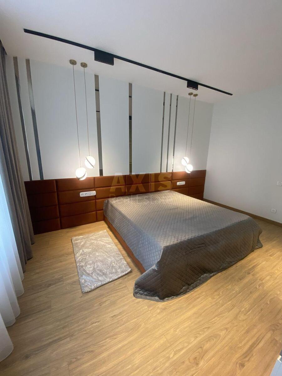 5k apartment vul. Buslivs'ka 1210