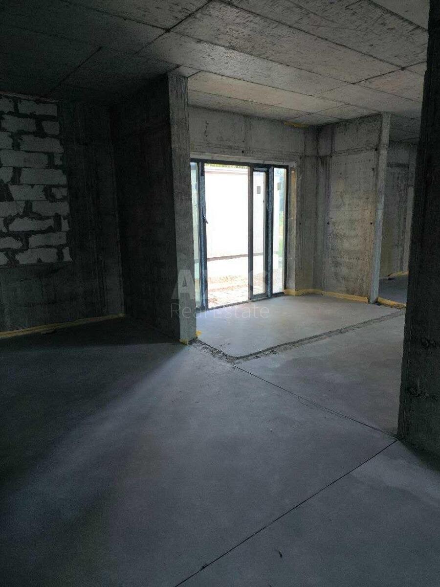 Service object vul. Myhajla Maksymovycha 32В, 220m2606115
