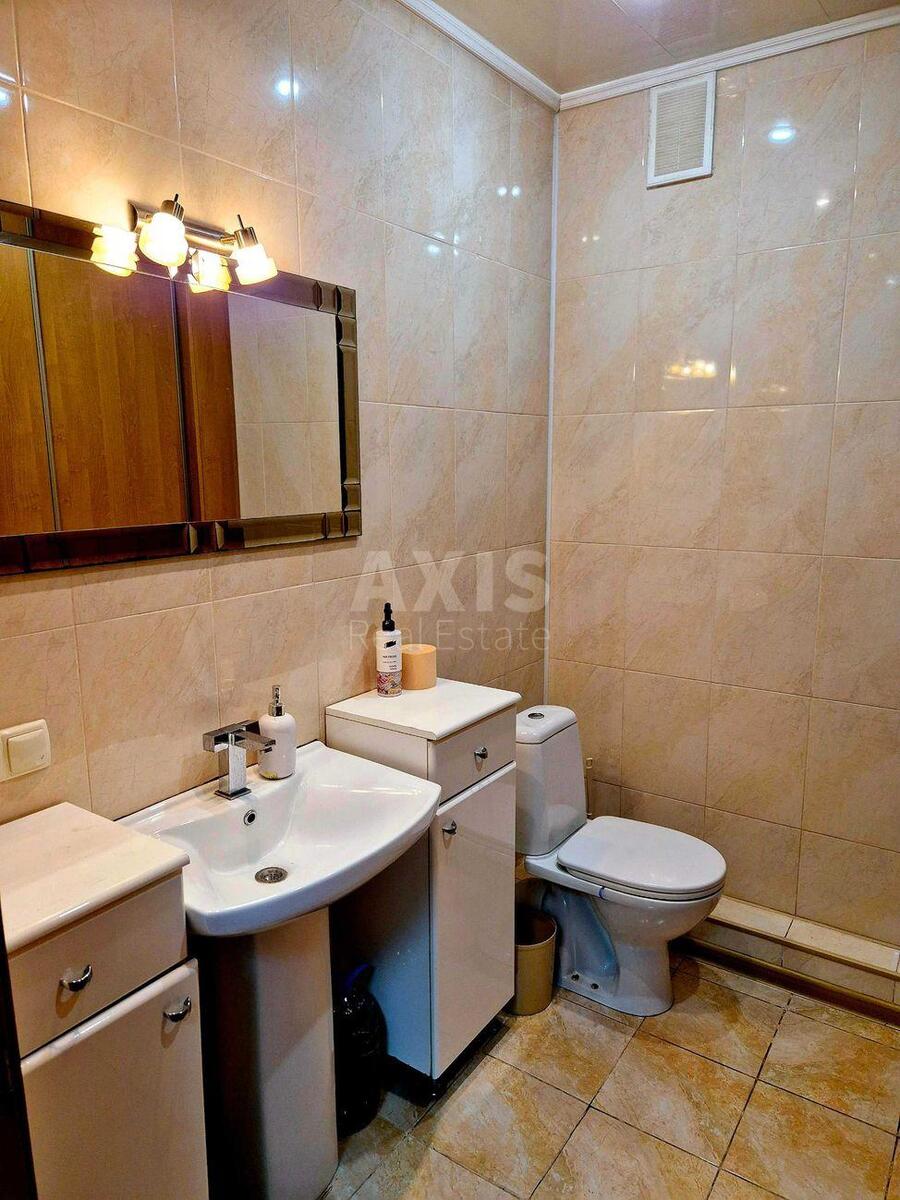 Office vul. Vasyl'kivs'ka 49/1, 45m2565999