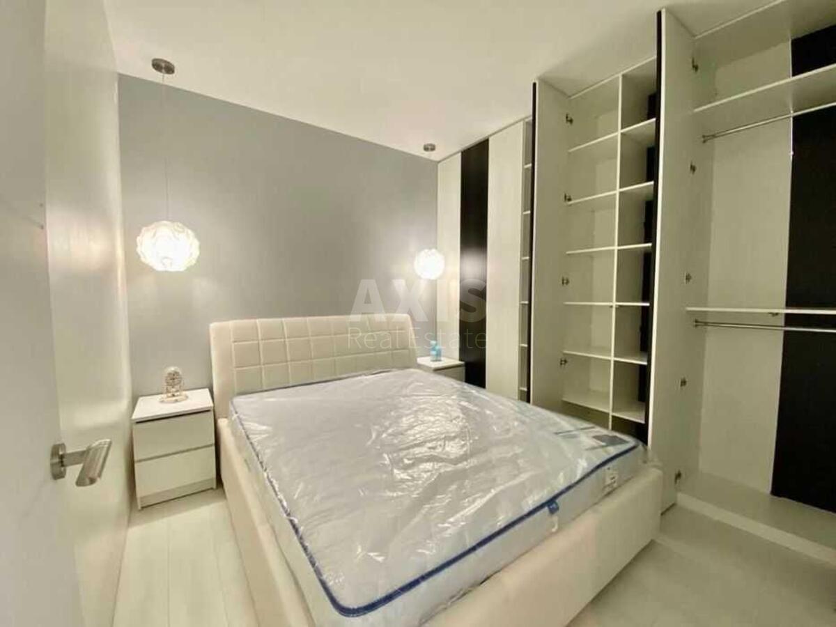 2k apartment vul. Rodyny Kristeriv 18/6612692