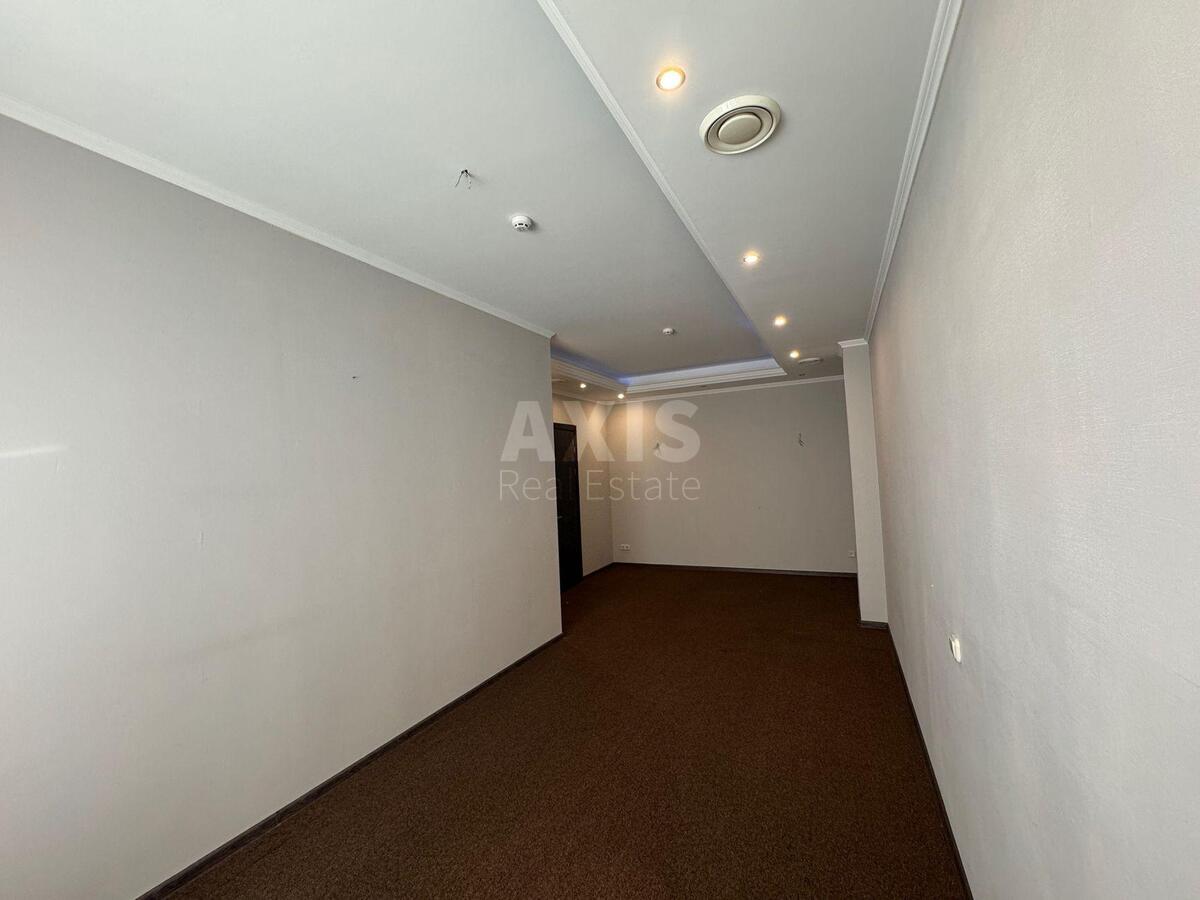 Office vul. Dilova 5Б, 200m24