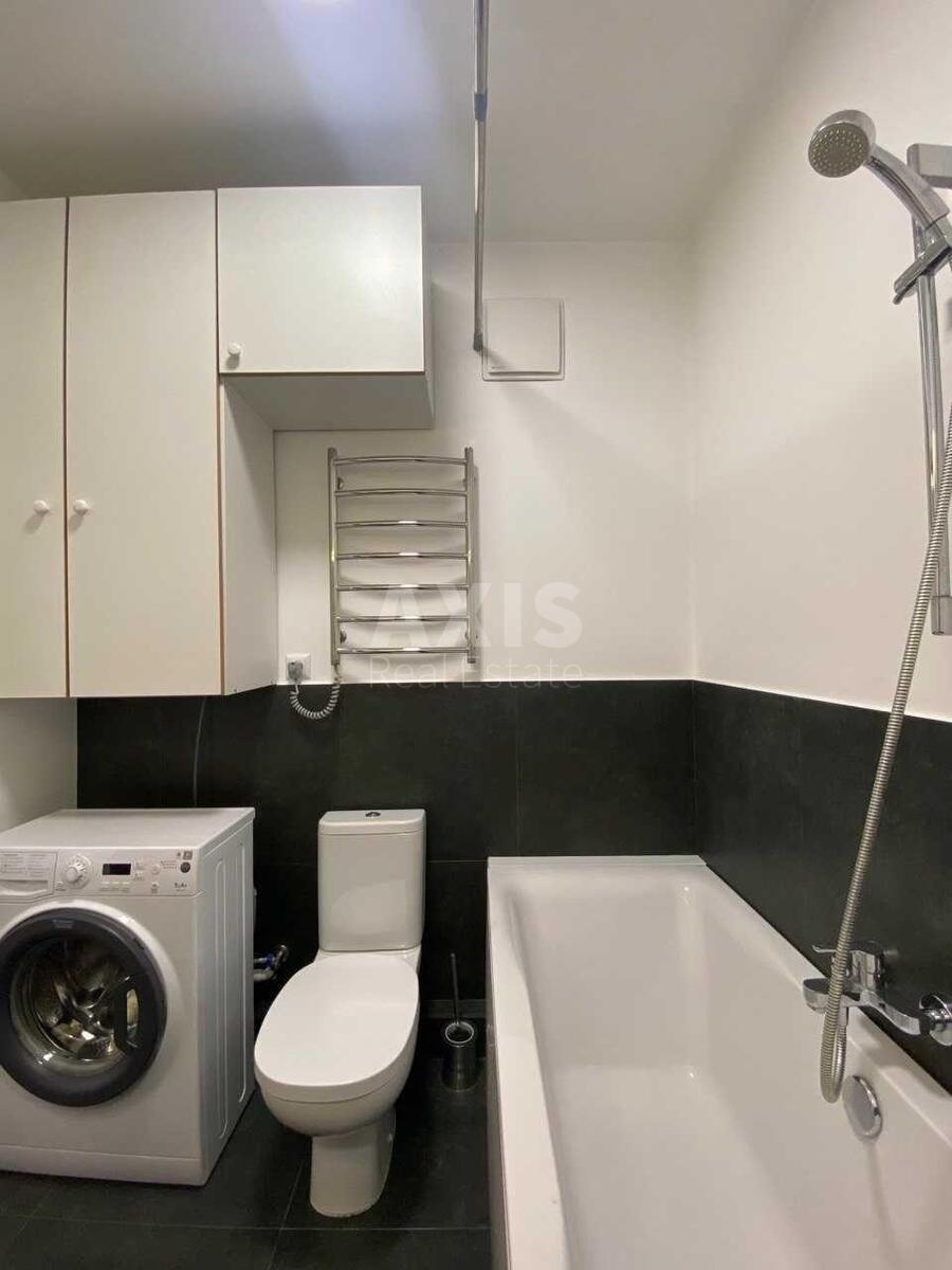 1k apartment vul. Bogatyrs'ka 6А6