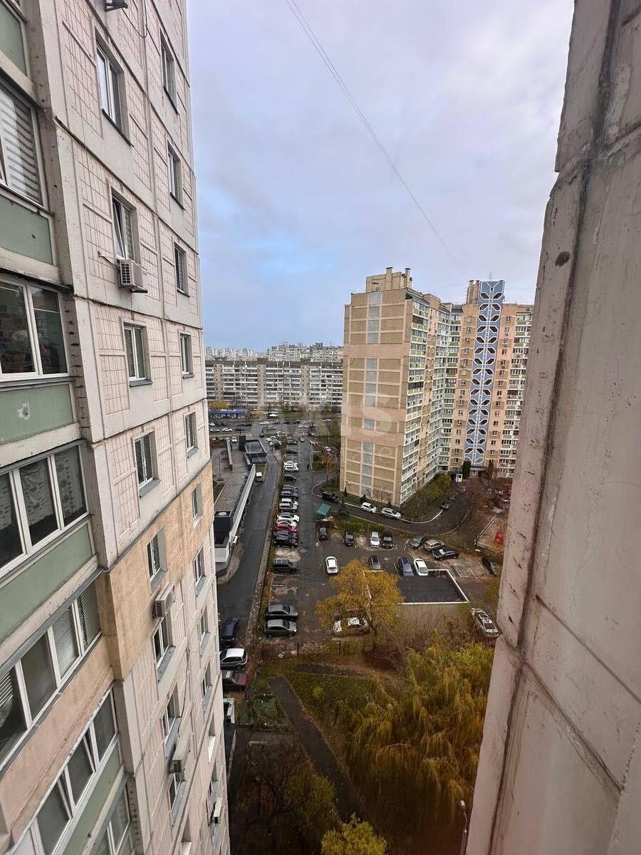 3к квартира ул. Драгоманова 12А619059