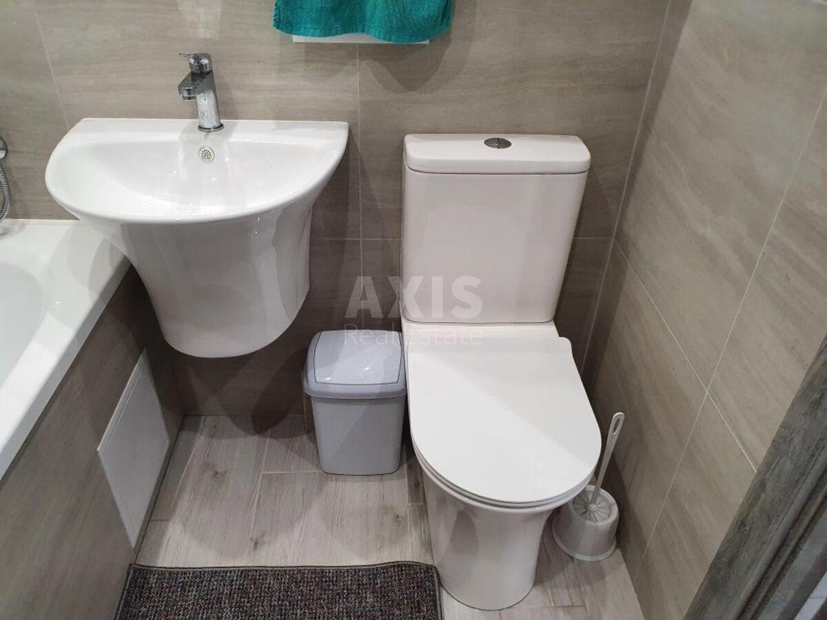 3k apartment vul. Budivel'nykiv 24619697