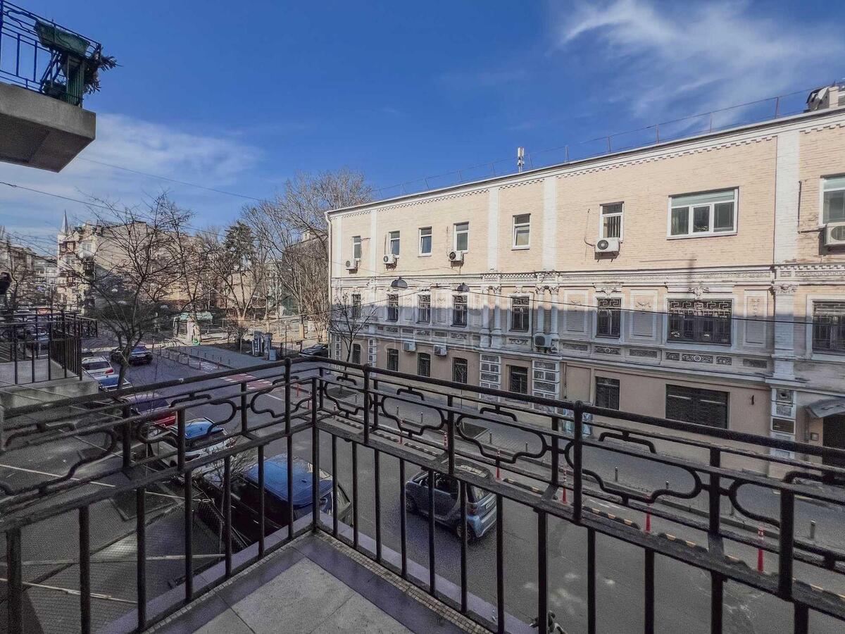 4k apartment vul. Rejtars'ka 1114